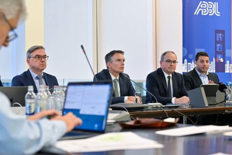 Finanzinstitute / Weniger Automaten, weniger Filialen: Wie sich das Bankgeschäft in Luxemburg verändert