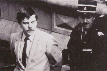 Carlo Fett, als er 1989 zur Gerichtsverhandlung gebracht wurde