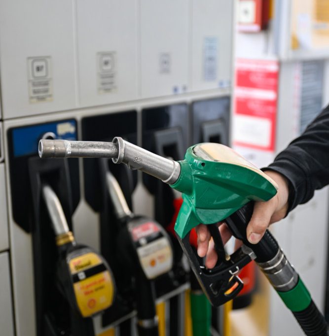 Spritpreise / Diesel und Heizöl werden teurer – Benzinpreise bleiben unverändert