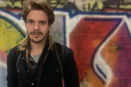 Mehrmals verhaftet und mit Mord bedroht: Der Belgrader Politologie-Student Pavle Cicvaric (24) klagt über zunehmende Repression