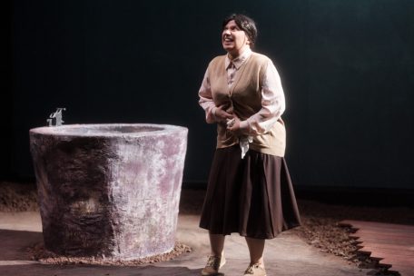 Eine der eindrucksvollsten Charaktere auf der Bühne: Nabby Gardner, gespielt von Yasmine Laassal