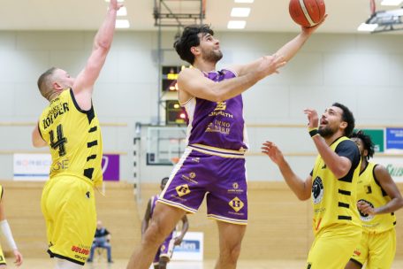 Basketball / Deutlicher Amicale-Pflichtsieg trotz Kaltstart