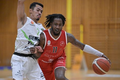 Basketball / Fels zieht mit Energie ins Halbfinale