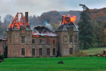 Ardennen / Brand zerstört historisches Kloster in Nordfrankreich