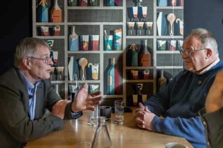 Ob in Brüssel oder an der Mosel: Boden und Schneider erinnern sich an eine Zeit, in der Weinbau noch echte Überzeugungsarbeit bedeutete