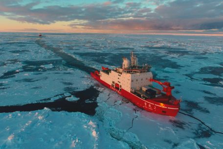 Antarktis / China und Russland überholen die USA im Rennen um den Einfluss am Südpol