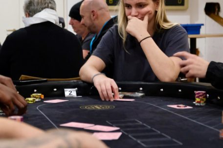 Brittany, 21, gehört zu den jüngsten Spielerinnen im Club. Sie fand über Facebook zum Turnier in Rümelingen.