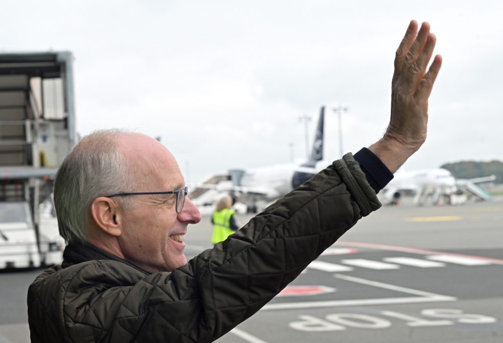 Editorial / Wer fliegt, wenn der CEO wankt? Gerüchte um Regierungsumbildung werfen ein schlechtes Licht auf Frieden und Co.