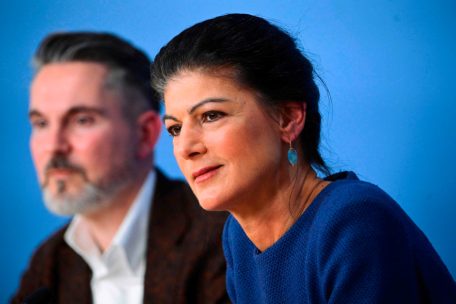 Deutschland / Fast zwei Jahre nach der Gründung: Vom Höhenflug und jähen Absturz der Sahra Wagenknecht