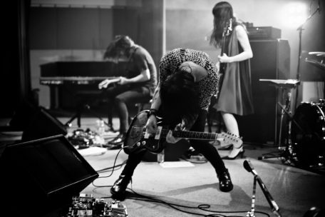 Die Band MONO im Jahr 2016