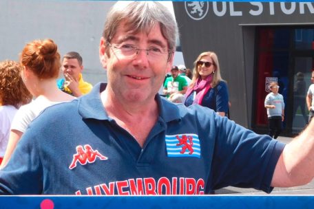 Selbst im Ausland trägt Hubert Rickal gerne den „Roten Löwen“ auf der Brust