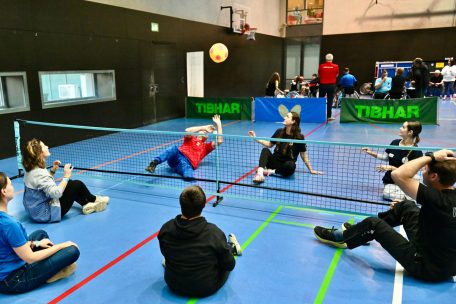 Sitzvolleyball ist bei den Männern seit 1980 im paralympischen Programm, bei den Damen wurde es 2004 aufgenommen