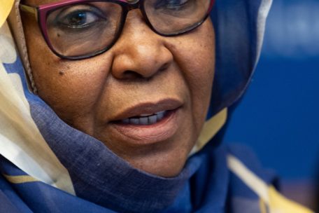 Salwa Elsadik, Frauenrechtsaktivistin der Organisation „International Federation for Rights and Developments“ (IFRD)