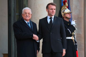 Paris / Macron und Abbas richten Arbeitsgruppe für Verfassung von Palästinenserstaat ein