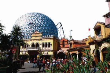 Deutschland / Europa-Park feiert zweifachen Meilenstein