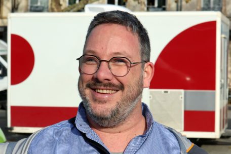 Mike bekam von den Geschehnissen damals nichts mit, denn dafür war er noch zu klein