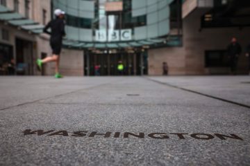 Großbritannien / Im Streit um ihre Berichterstattung bietet die weltberühmte BBC dem US-Präsidenten Trump Paroli