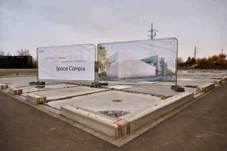 An dieser Stelle soll in zwölf Monaten das erste Gebäude des „Space Campus“ entstehen