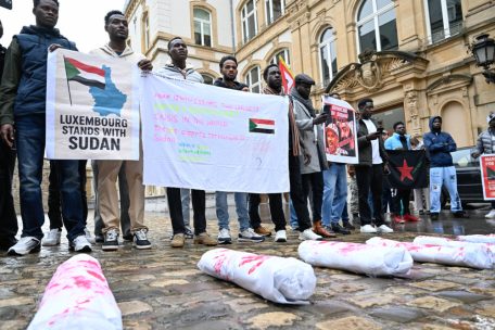 Solidaritätskundgebung / „Horror aus dem Sudan ist noch nicht in der Luxemburger Gemeinschaft angekommen“