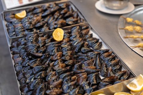 Ermittler rätseln über Istanbul-Fall / Deutsche Frau und ihre beiden Kinder sterben an mutmaßlicher Lebensmittelvergiftung