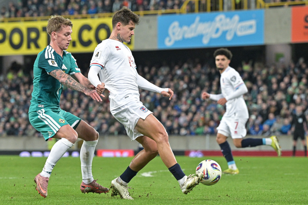FLF-Spieler in der Einzelkritik / Luxemburg gegen Irland: Carlson und „Kiki“ überzeugen