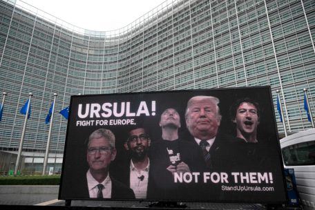 Trotz Warnungen / EU-Kommission will den Datenschutz lockern