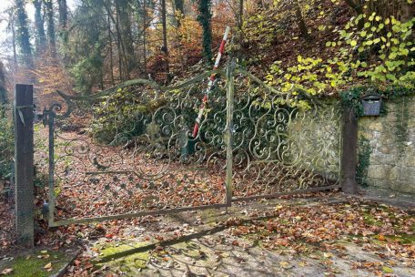 Der Zugang an der route de Stadtbredimus an der Mosel ist schon seit geraumer Zeit geschlossen