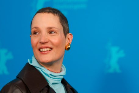 Könnte bald zweifach für ihr Schauspiel ausgezeichnet werden: die Luxemburger Schauspielerin Vicky Krieps, hier bei der 75. Berlinale