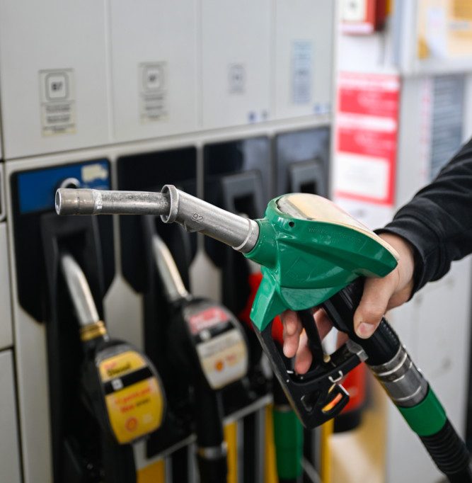 Spritpreise / 98er-Benzin und Diesel werden günstiger – Super 95 bleibt unverändert