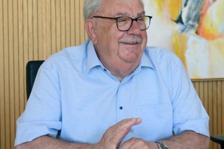 Raymond Weydert kam 1999 zum IVV und blieb, bis er 2009 als Abgeordneter in die Chamber nachrückte