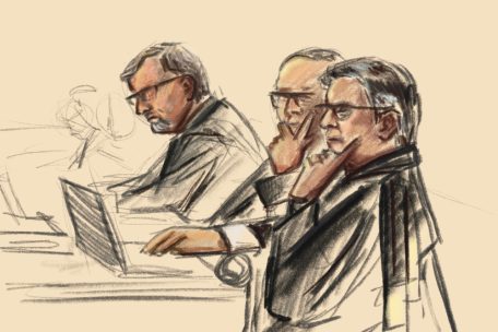 Angeklagter Marcel Weydert (links) mit Verteidigung