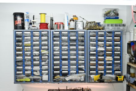 Vervloessem hat zig tausende Ersatzteile von unterschiedlichen Maßen und Marken zur Hand