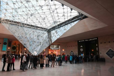 Renovierung nötig / Der Louvre wird für bestimmte ausländische Besucher teurer