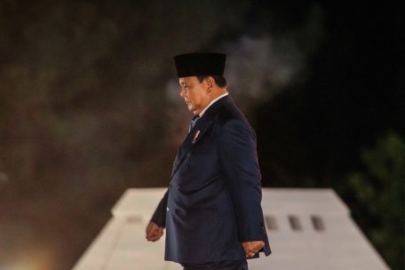 Indonesien / Suharto geehrt, Proteste unterdrückt: Eine Demokratie bewegt sich auf den Abgrund zu