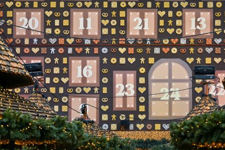 Ab Montag zeigt sich, was sich hinter den Fenstern verbirgt