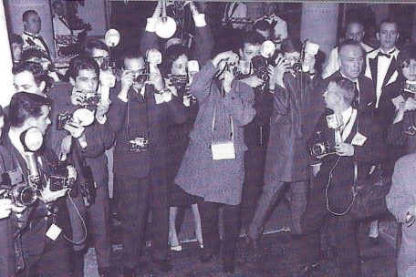 Beim Thronwechsel im Jahre 1964 war das Gedränge der Journalisten ebenso intensiv wie in den heutigen Zeiten