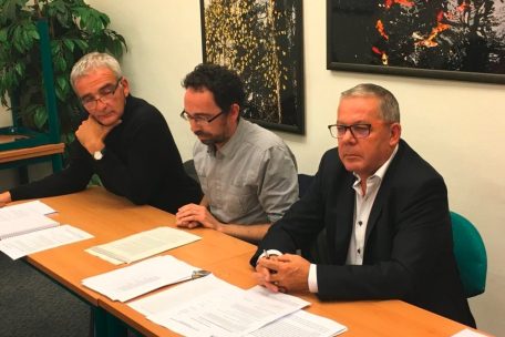 Am 25. Oktober 2017 stellten die drei jeweiligen Präsidenten (v.l.n.r.) Teddy Jaans (UJL), Luc Caregari (SJ-L) und Roger Infalt (ALJ) die Fusion zur ALJP vor 