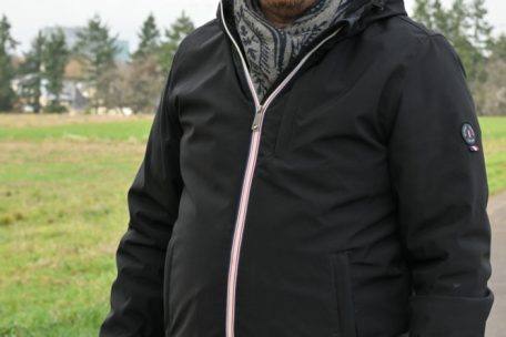 Der seit 20 Jahren in Hamm lebende Julien Gannard ist frustriert darüber, wie langsam wichtige Projekt im Vergleich zum geplanten Leichtathletikstadion voranschreiten