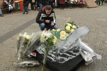 Tod durch Eisskulptur / Justiz klagt zehn Personen in der Affäre um den tödlichen Unfall am Luxemburger Weihnachtsmarkt an