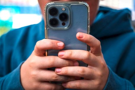 Australien / Social-Media-Verbot für Jugendliche: Wie soll das eigentlich funktionieren?