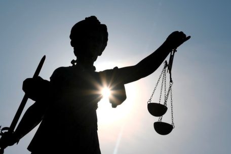 Editorial / Ein „freundlicher Brief“ an den Anwalt von Johny Joseph Nickts