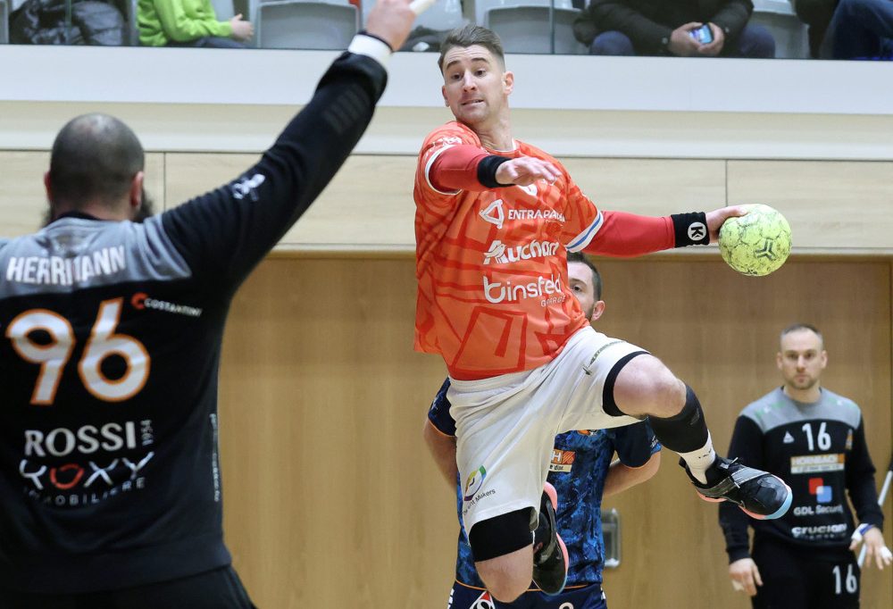 Handball / Spektakel und Dramatik pur: Red Boys holen in extremis Remis gegen den HBD