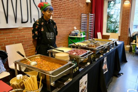 Bunte Vielfalt am Vegan Christmas Market: Rund 40 Stände präsentieren kulinarische Spezialitäten, nachhaltige Geschenke und kreative Ideen