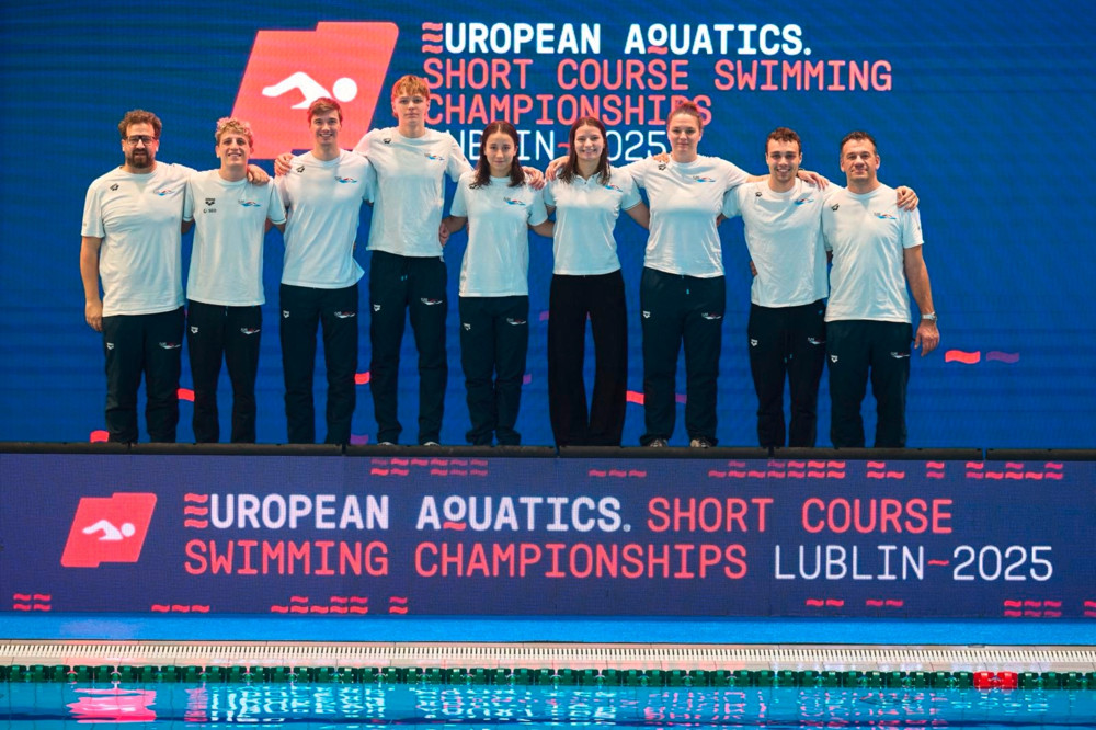 Kurzbahn-EM / FLNS-Schwimmer mit drei Landesrekorden und 15 persönlichen Bestzeiten in Lublin