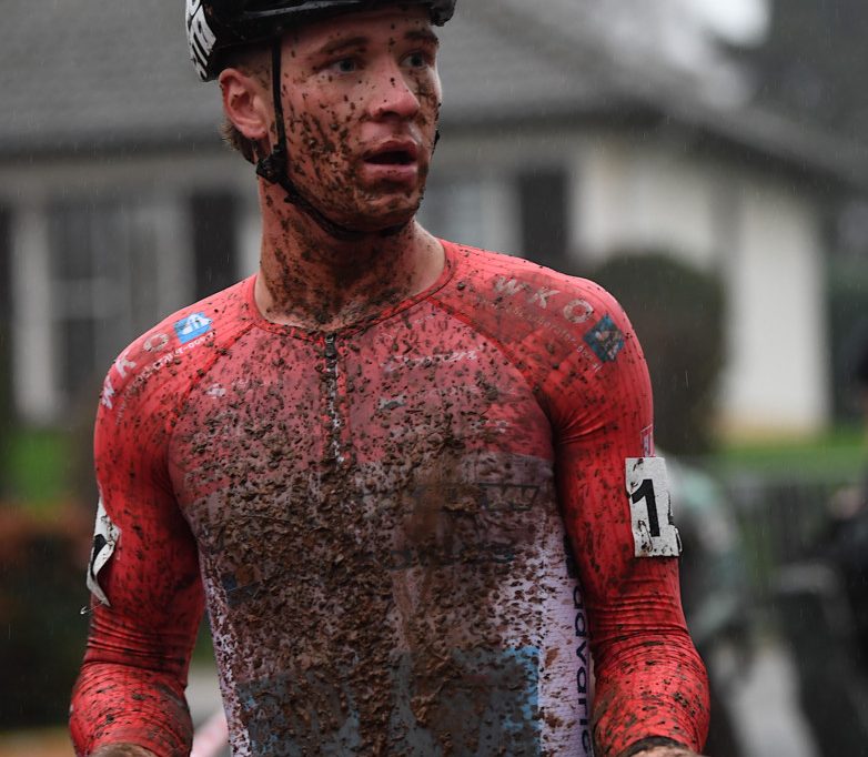 Radsport / Skoda Cross Cup im Préizerdaul: Bettendorff dominiert, siegt am Ende aber nur knapp