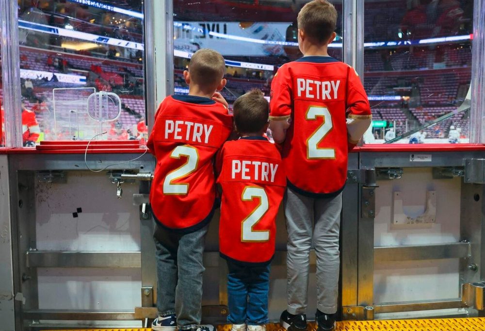 Editorial / Es ist nur ein Mädchen