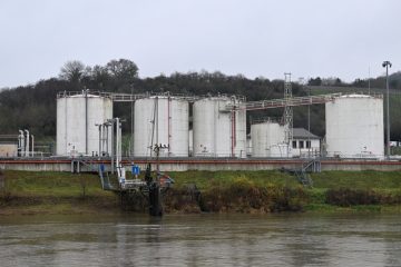 Verärgerung in Mertert-Wasserbillig / Grenzüberschreitender Widerstand gegen risikoreichen Ausbau des Tanklagers im Hafen