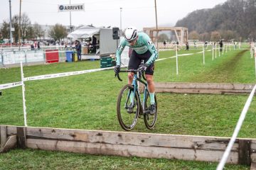 Radsport / Neunter Lauf des Skoda Cross Cup: Triple für Belgier Elio Clarysse
