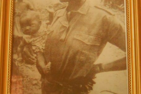 „Titina“ Silá: Foto der legendären Unabhängigkeitskämpferin Titina im Museu Militar da Luta de Libertação Nacional in Bissau