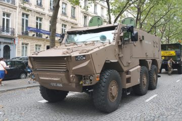 Dickes Geld und fette Karren / Luxemburg macht seine Armee attraktiver und gibt ihr neue Fahrzeuge